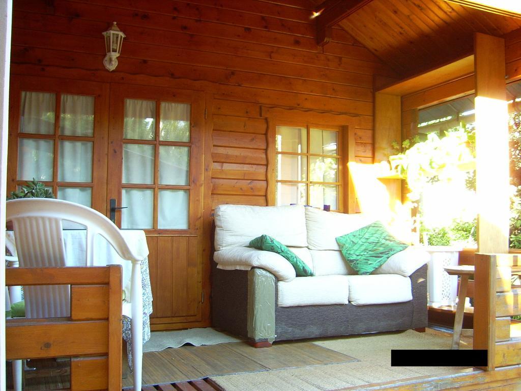 Wooden Bungalow Hébergement de vacances *